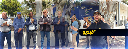 محتجون غاضبون بأزغنغان: الطبيب خرج مع الوزير ولم يعد محتجون غاضبون بأزغنغان: الطبيب خرج مع الوزير ولم يعد