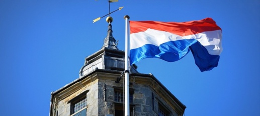 يهم الراغبين في العيش مع أزواجهم بهولندا.. القضاء يلغي شرط امتحان اللغة يهم الراغبين في العيش مع أزواجهم بهولندا.. القضاء يلغي شرط امتحان اللغة