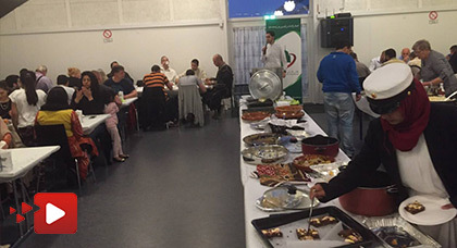 إفطارُ جماعيّ مغربي في الدانمارك يجمعُ ضيوفًا من جنسياتٍ مختلفة