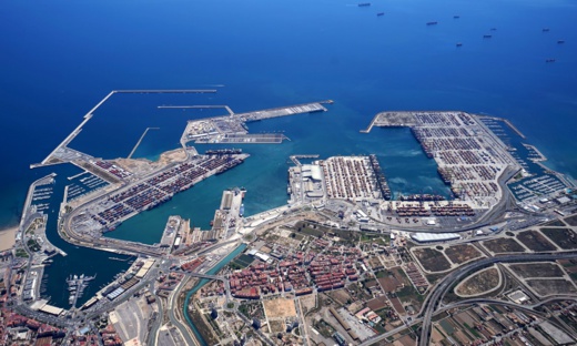 اسبانيا تستثمر 1.6 مليار يورو في ميناء فالنسيا لمنافسة ميناء طنجة المتوسط اسبانيا تستثمر 1.6 مليار يورو في ميناء فالنسيا لمنافسة ميناء طنجة المتوسط