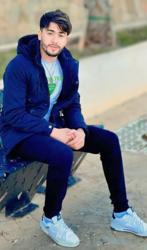 عزالدين الحسيمة.. فنان كرس موهبته في تطوير وعصرنة أهازيج "إزران" بالريف عزالدين الحسيمة.. فنان كرس موهبته في تطوير وعصرنة أهازيج "إزران" بالريف