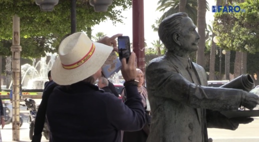 بالصور.. مليلية تستقبل سفينة حاملة 438 سائحاً من أمريكا بالصور.. مليلية تستقبل سفينة حاملة 438 سائحاً من أمريكا