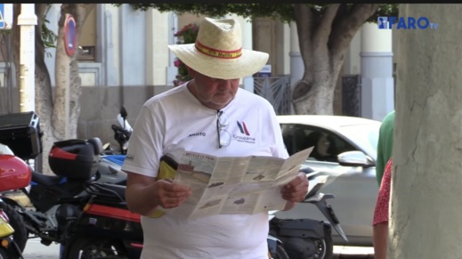 بالصور.. مليلية تستقبل سفينة حاملة 438 سائحاً من أمريكا بالصور.. مليلية تستقبل سفينة حاملة 438 سائحاً من أمريكا