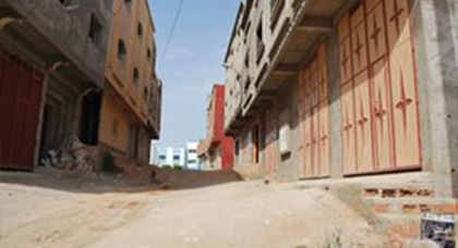 حرمان حي سكني ببلدية ابن الطيب من التاهيل الحضري من عملية الإصلاح والتزفيت حرمان حي سكني ببلدية ابن الطيب من التاهيل الحضري من عملية الإصلاح والتزفيت