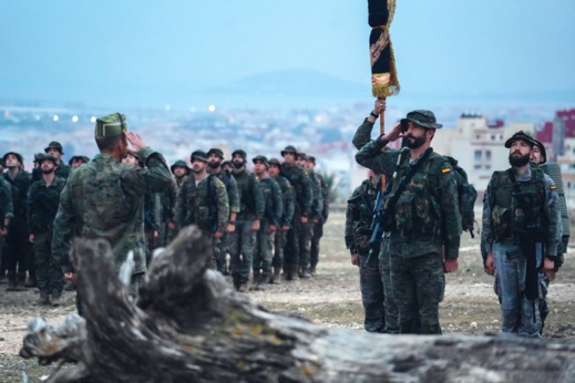 بالفيديو.. الجيش الإسباني ينفذ تمارين عسكرية على الحدود مع الناظور بالفيديو.. الجيش الإسباني ينفذ تمارين عسكرية على الحدود مع الناظور