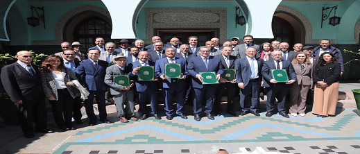 التفاصيل الكاملة لقرار الحكومة زيادة الأجور ورفع الحد الأدنى للأجر وتخفيض الضرائب التفاصيل الكاملة لقرار الحكومة زيادة الأجور ورفع الحد الأدنى للأجر وتخفيض الضرائب