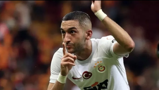 فريق سعودي يقدم عرضًا كبيرًا لحكيم زياش وهذا هو المبلغ المعروض فريق سعودي يقدم عرضًا كبيرًا لحكيم زياش وهذا هو المبلغ المعروض