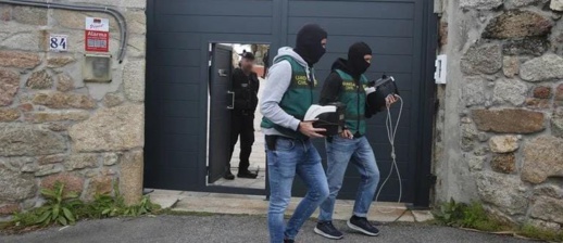 تفكيك شبكة دولية للمخدرات تنشط بين المغرب وإسبانيا وأمريكا الجنوبية تفكيك شبكة دولية للمخدرات تنشط بين المغرب وإسبانيا وأمريكا الجنوبية