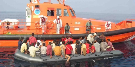 بعد أسبوع من وصلوهم لجزيرة البوران.. 28 مهاجرا ينقلون إلى ألميريا بعد أسبوع من وصلوهم لجزيرة البوران.. 28 مهاجرا ينقلون إلى ألميريا