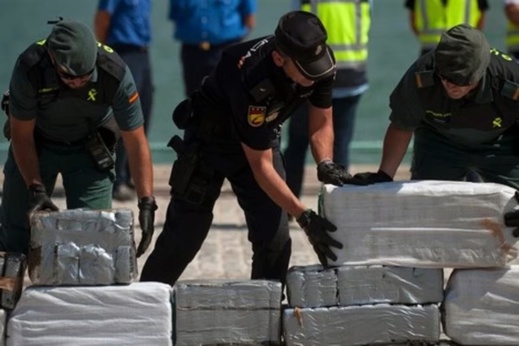 قادم من المغرب.. الاستخبارات المغربية تقود إسبانيا لاعتراض قارب مخدرات قادم من المغرب.. الاستخبارات المغربية تقود إسبانيا لاعتراض قارب مخدرات