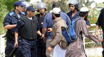 تقرير حقوقي يحذر من "الذئاب المنفردة" في مدن الريف والشمال تقرير حقوقي يحذر من "الذئاب المنفردة" في مدن الريف والشمال