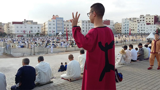 زناي : أبارك العيد للأمتين الأمازيغية و الاسلامية،وأطالب بتعين مندوب خاص بأمازيغ المزاب زناي : أبارك العيد للأمتين الأمازيغية و الاسلامية،وأطالب بتعين مندوب خاص بأمازيغ المزاب