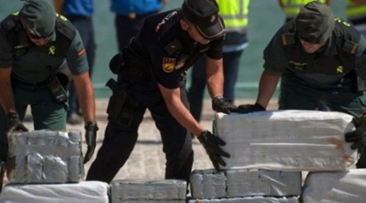 إسبانيا تحجز 1610 كيلوغرام من الحشيش بتعاون مع مديرية مراقبة التراب الوطني إسبانيا تحجز 1610 كيلوغرام من الحشيش بتعاون مع مديرية مراقبة التراب الوطني