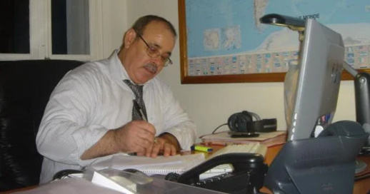 وداعا عبد الصادق بنعيسى .. سيبقى صوتك حيّا في آذاننا وإسمك ساكنا في قلوبنا وداعا عبد الصادق بنعيسى .. سيبقى صوتك حيّا في آذاننا وإسمك ساكنا في قلوبنا