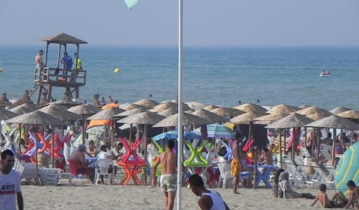 قرار عاملي بمنع السباحة في الشواطئ في هذا التوقيت قرار عاملي بمنع السباحة في الشواطئ في هذا التوقيت