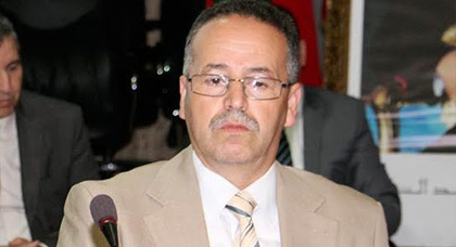 صلاح العبوضي يدعو مروجي الحملة الإنتخابية على الفايسبوك إلى الإرتقاء بخطابهم والكف عن السبّ والشتم صلاح العبوضي يدعو مروجي الحملة الإنتخابية على الفايسبوك إلى الإرتقاء بخطابهم والكف عن السبّ والشتم