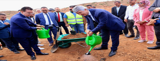 وزير الفلاحة يشرف على إطلاق مشاريع تنموية بإقليم الحسيمة وزير الفلاحة يشرف على إطلاق مشاريع تنموية بإقليم الحسيمة