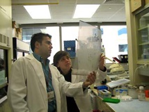 أمين حاجيتو إبن أزغنغان الذي أوصله إكتشاف علاج جديد للسرطان بأمريكا للحصول على وسام ملكي أمين حاجيتو إبن أزغنغان الذي أوصله إكتشاف علاج جديد للسرطان بأمريكا للحصول على وسام ملكي