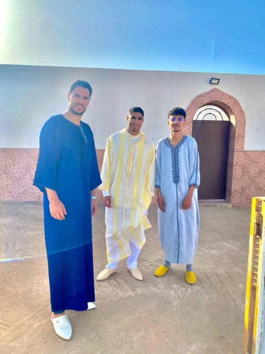 حكيمي والمحمدي يحتفلان بعيد الأضحى في الناظور حكيمي والمحمدي يحتفلان بعيد الأضحى في الناظور