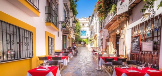 مغاربة يبتعدون عن أجواء شعيرة العيد ويفضلون قضاء عطلتهم بإسبانيا مغاربة يبتعدون عن أجواء شعيرة العيد ويفضلون قضاء عطلتهم بإسبانيا