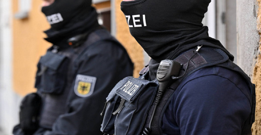 مغربي ضمن المتورطين.. ألمانيا تضبط أكبر كمية كوكايين في تاريخها قيمتها 2.6 مليار أورو مغربي ضمن المتورطين.. ألمانيا تضبط أكبر كمية كوكايين في تاريخها قيمتها 2.6 مليار أورو