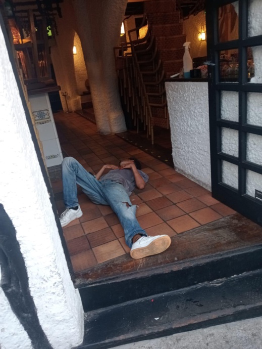 صور.. اعتداء شنيع على قاصر مغربي في إسبانيا صور.. اعتداء شنيع على قاصر مغربي في إسبانيا