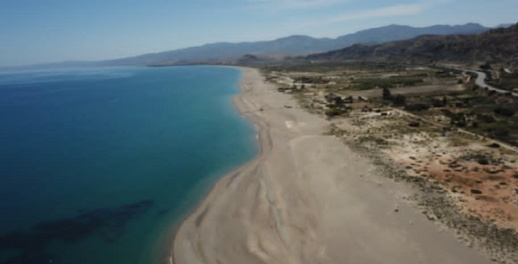 دعم وتطوير المجال والقطاع السياحي بإقليم الدريوش فوق طاولة الوزيرة عمور دعم وتطوير المجال والقطاع السياحي بإقليم الدريوش فوق طاولة الوزيرة عمور