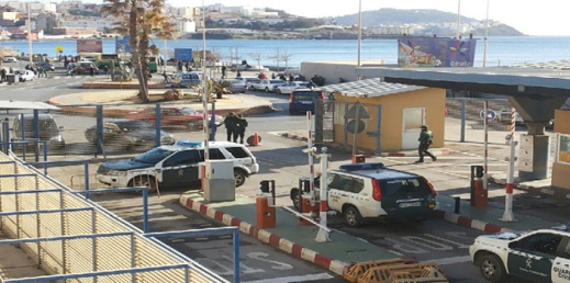 قبل دخوله إلى المغرب.. توقيف مغربي مطلوب بأوروبا على يد السلطات الإسبانية قبل دخوله إلى المغرب.. توقيف مغربي مطلوب بأوروبا على يد السلطات الإسبانية