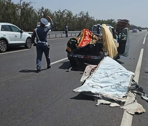 سبعة قتلى في حادث اصطدام خطير بين "طاكسي" وشاحنة للقوات المسلحة سبعة قتلى في حادث اصطدام خطير بين "طاكسي" وشاحنة للقوات المسلحة