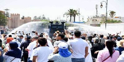 موظفو الصحة يواصلون شل المستشفيات حتى هذدا التاريخ وإصلاق سراح 24 موقوفا موظفو الصحة يواصلون شل المستشفيات حتى هذدا التاريخ وإصلاق سراح 24 موقوفا