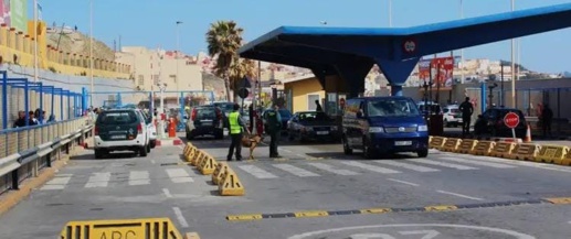 الحدود الذكية تعرقل عملية عبور الجالية بمعبر مليلية الحدود الذكية تعرقل عملية عبور الجالية بمعبر مليلية