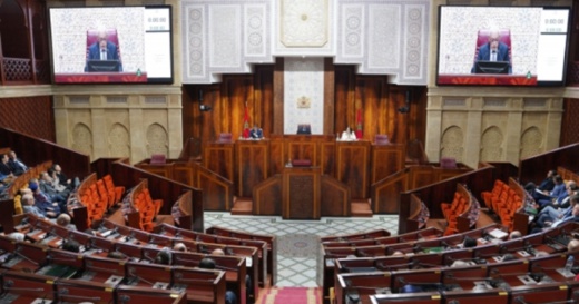 نصاب يحتال على نواب ومستشارين برلمانيين في المغرب نصاب يحتال على نواب ومستشارين برلمانيين في المغرب