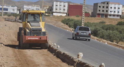 عمالة الدريوش تشرف على إنطلاق عملية توسيع الطريق بمدخل المدينة الحضرية ببن الطيب