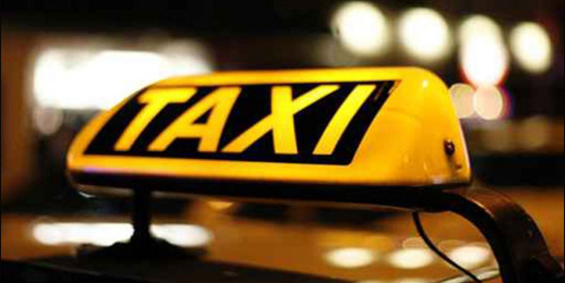 أسرة من مغاربة ألمانيا تشكو مهاجمتها بالسلاح الأبيض بالناظور على يد سائق سيارة أجرة أسرة من مغاربة ألمانيا تشكو مهاجمتها بالسلاح الأبيض بالناظور على يد سائق سيارة أجرة