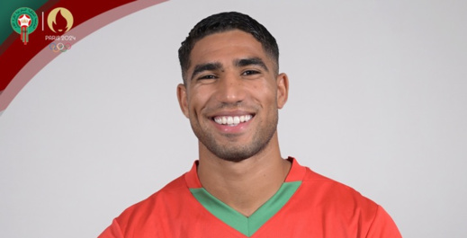 شاهد.. أشرف حكيمي يشتغل سائقا لهذه الحافلة شاهد.. أشرف حكيمي يشتغل سائقا لهذه الحافلة