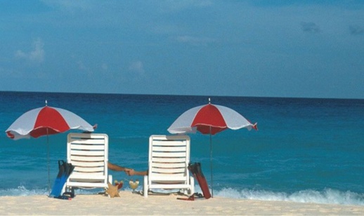 مقترح قانون يهدف إلى الرفع من عدد أيام العطلة السنوية للموظفين مقترح قانون يهدف إلى الرفع من عدد أيام العطلة السنوية للموظفين