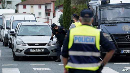 توقيف مبحوث عنه بمعبر مليلية متورط في جرائم خطيرة توقيف مبحوث عنه بمعبر مليلية متورط في جرائم خطيرة