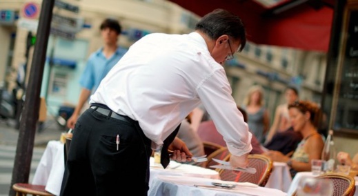 اعتقال أصحاب مطاعم يستغلون "الحراكة" في إسبانيا اعتقال أصحاب مطاعم يستغلون "الحراكة" في إسبانيا