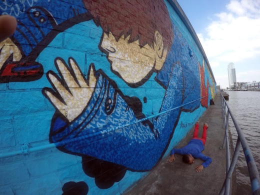 الكوميدي مراد ميموني يتضامن مع الطفل السوري إيلان من بروكسيل الكوميدي مراد ميموني يتضامن مع الطفل السوري إيلان من بروكسيل