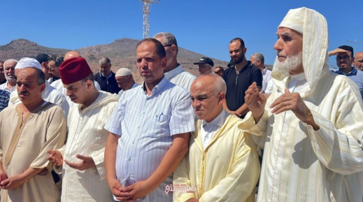 أسرة بلحرش تتوجه بالشكر لجموع المعزين في وفاة والدتهم رحمها الله أسرة بلحرش تتوجه بالشكر لجموع المعزين في وفاة والدتهم رحمها الله