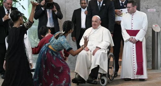 زيارة البابا فرانسيس لاوندونيسيا ورسائل الديبلوماسية الدينية زيارة البابا فرانسيس لاوندونيسيا ورسائل الديبلوماسية الدينية