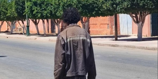 سيدة تتعرض لهجوم من طرف مختل عقلي بالناظور سيدة تتعرض لهجوم من طرف مختل عقلي بالناظور