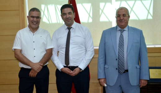 دراسة مشاريع ومطالب إقليم الدريوش يجمع رئيس المجلس الإقليمي ومكنيف برئيس جهة الشرق دراسة مشاريع ومطالب إقليم الدريوش يجمع رئيس المجلس الإقليمي ومكنيف برئيس جهة الشرق