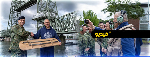 مشاة البحرية يختطفون عمدة مدينة روتردام أبوطالب لتعيينه في منصب فخري مشاة البحرية يختطفون عمدة مدينة روتردام أبوطالب لتعيينه في منصب فخري