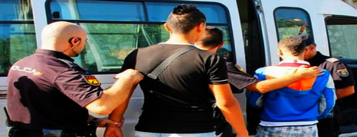 ادعوا أنهم نشطاء صحراويون.. إسبانيا ترفض طلبات اللجوء لشبان مغاربة وتستعد لترحيلهم للمغرب ادعوا أنهم نشطاء صحراويون.. إسبانيا ترفض طلبات اللجوء لشبان مغاربة وتستعد لترحيلهم للمغرب