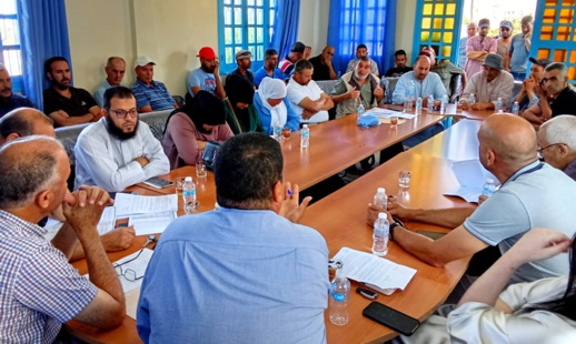 بعد مرور نصف الولاية.. منتخبون "يفشلون" في إسقاط رؤساء جماعات بإقليم الدريوش بعد مرور نصف الولاية.. منتخبون "يفشلون" في إسقاط رؤساء جماعات بإقليم الدريوش