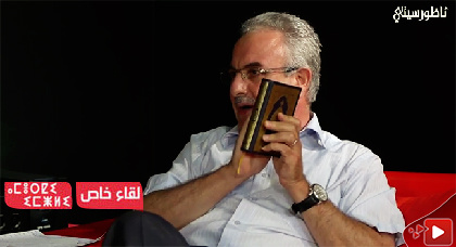 البركاني يقسم على القرآن.. ويصرح أن الرحموني عرض عليه ما يريد ليصوت لصالحه في البلدية البركاني يقسم على القرآن.. ويصرح أن الرحموني عرض عليه ما يريد ليصوت لصالحه في البلدية