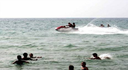الأزمة ومادير.. إسباني يحاول إدخال سوريين من الناظور إلى مليلية بواسطة جيت سكي الأزمة ومادير.. إسباني يحاول إدخال سوريين من الناظور إلى مليلية بواسطة جيت سكي