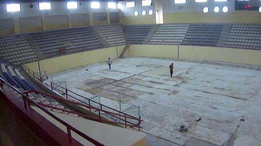 اقتراب الحدث الافريقي بالناظور واصلاحات مهمة ومكثفة بالقاعة المغطاة اقتراب الحدث الافريقي بالناظور واصلاحات مهمة ومكثفة بالقاعة المغطاة