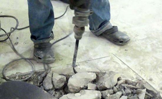 اقتراب الحدث الافريقي بالناظور واصلاحات مهمة ومكثفة بالقاعة المغطاة اقتراب الحدث الافريقي بالناظور واصلاحات مهمة ومكثفة بالقاعة المغطاة